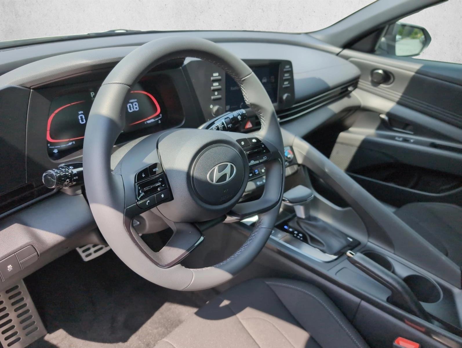 Thumbnail: 2026 Hyundai Elantra - 3