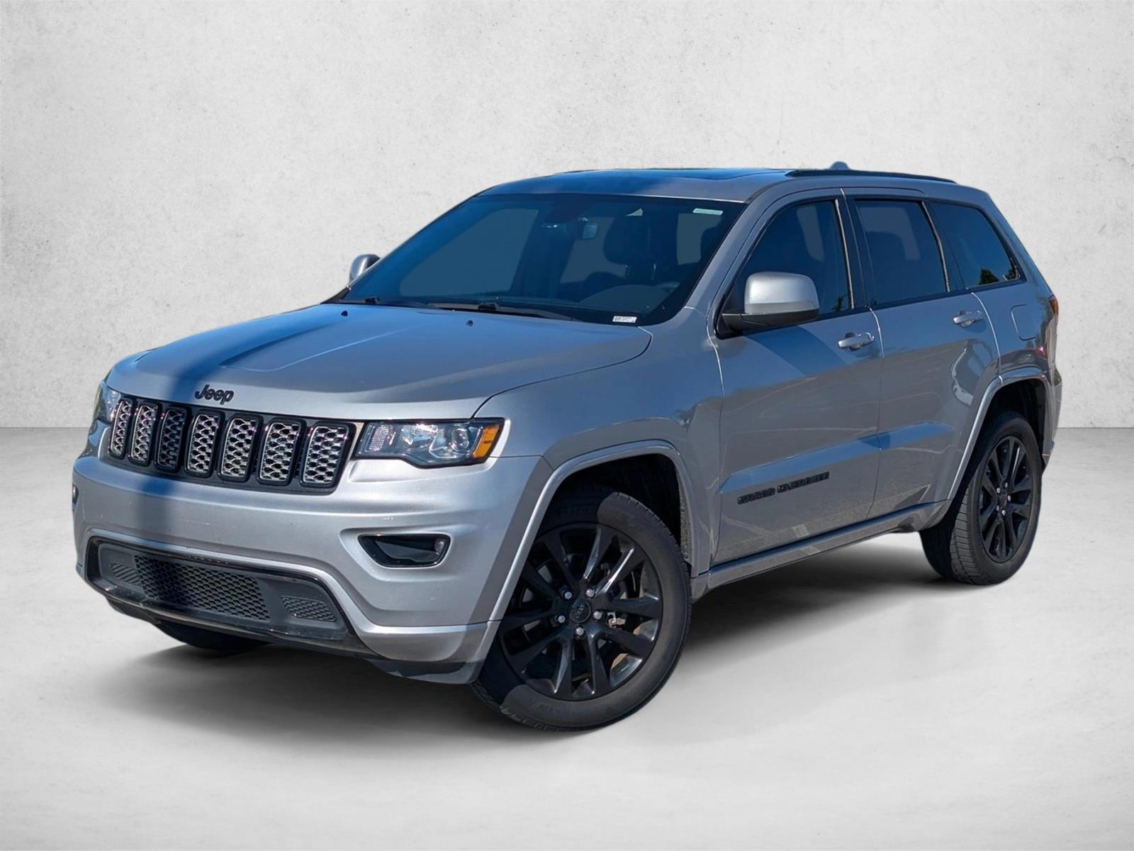 Thumbnail: 2019 Jeep Grand Cherokee - 1