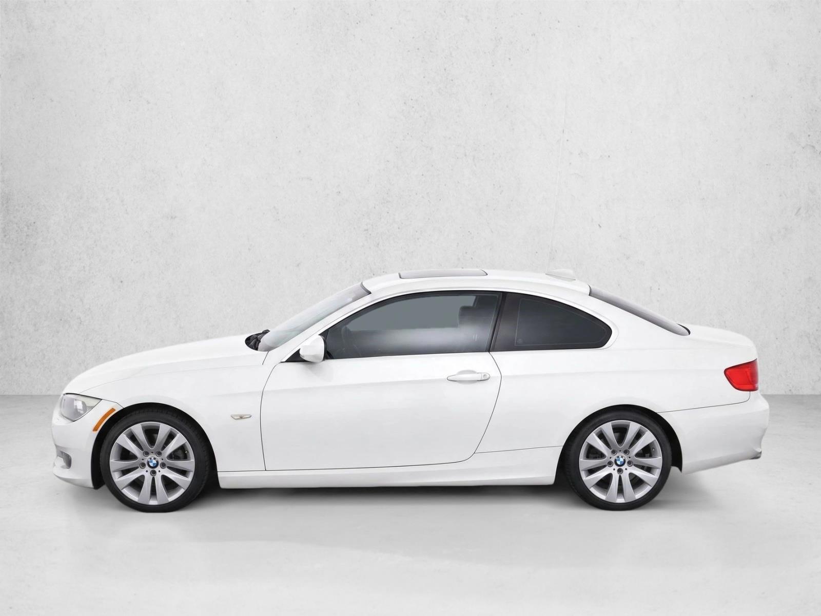 Thumbnail: 2013 BMW 3 Series - 2