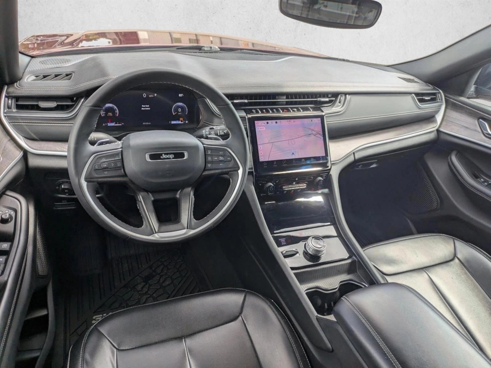 Thumbnail: 2024 Jeep Grand Cherokee - 4