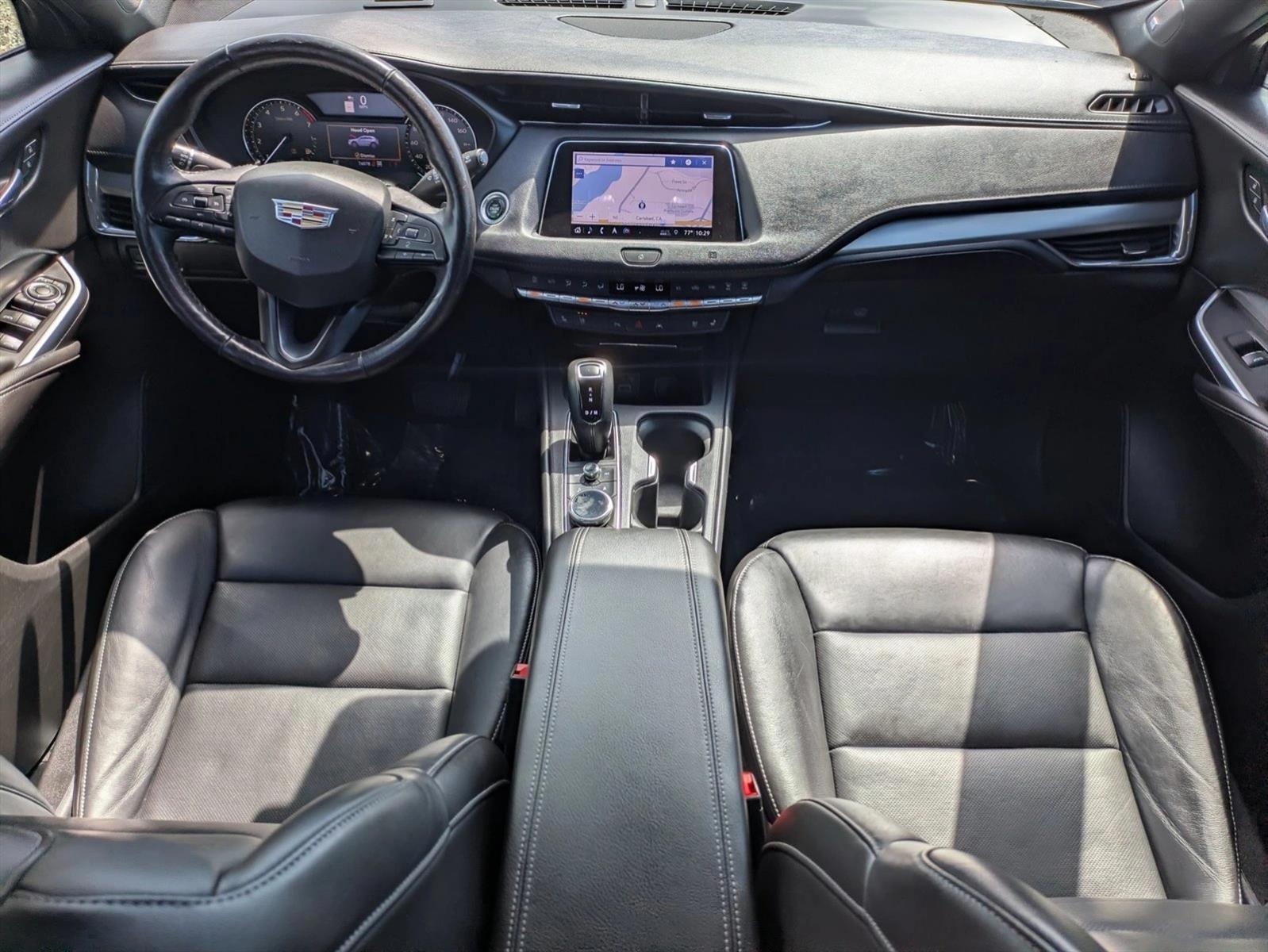 Thumbnail: 2019 Cadillac XT4 - 3