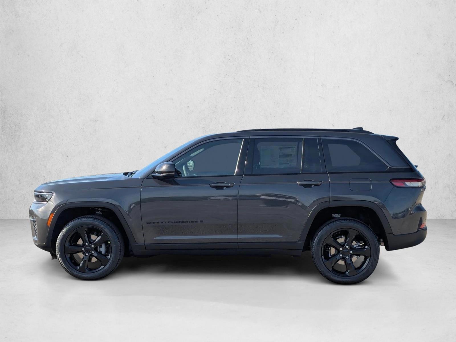 Thumbnail: 2026 Jeep Grand Cherokee - 2