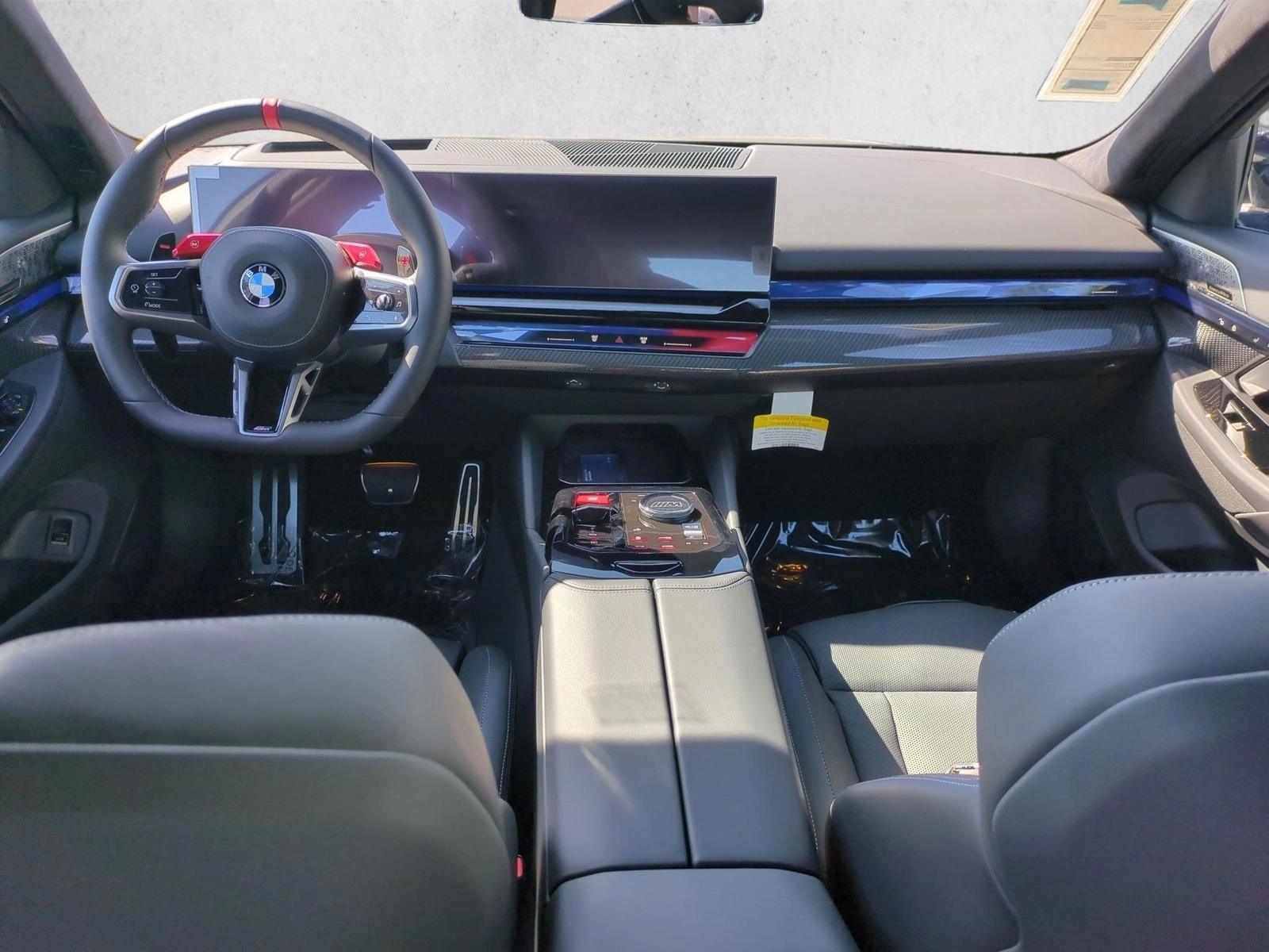 Thumbnail: 2026 BMW M5 - 4