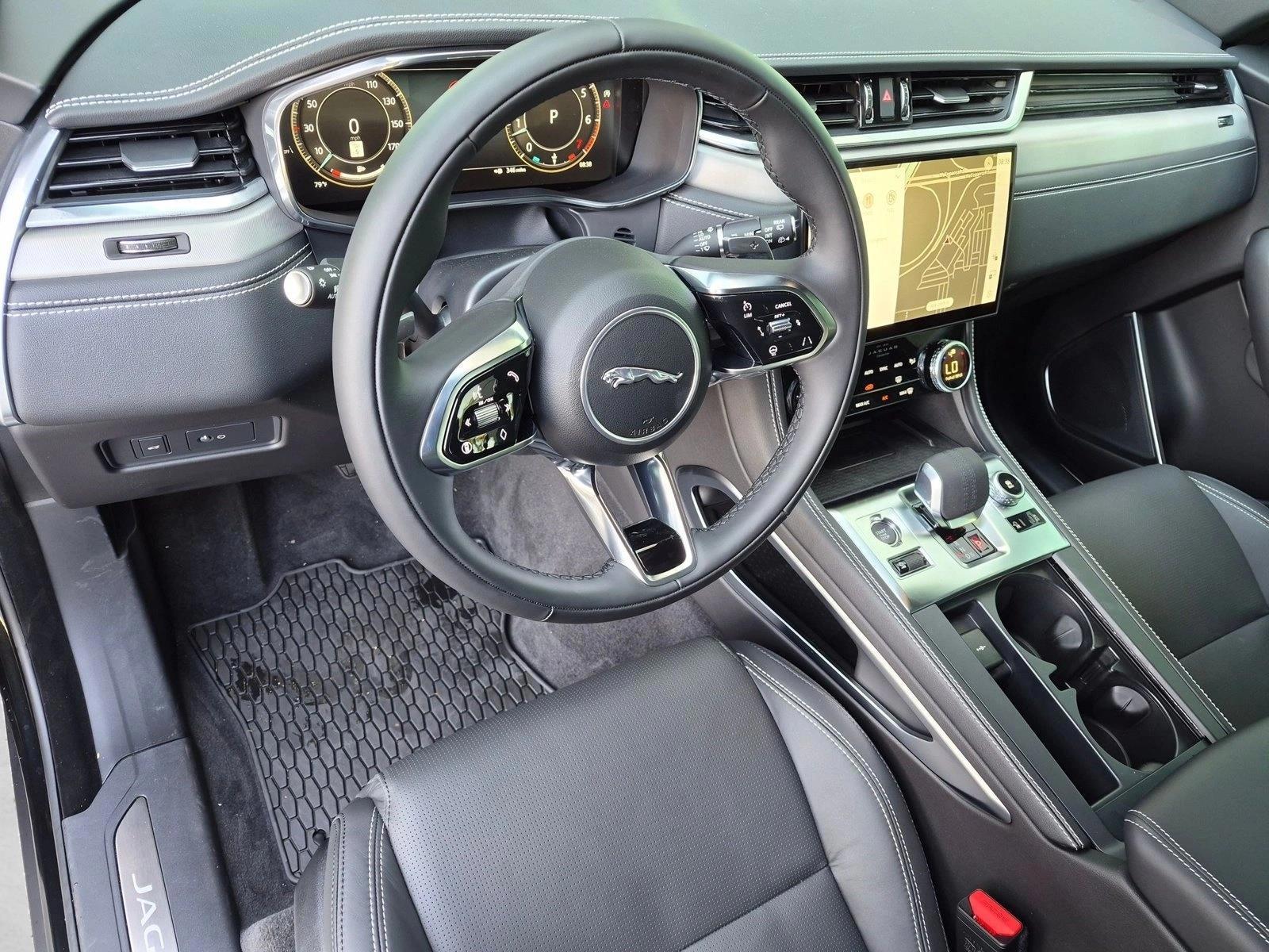 Thumbnail: 2026 Jaguar F-Pace - 3