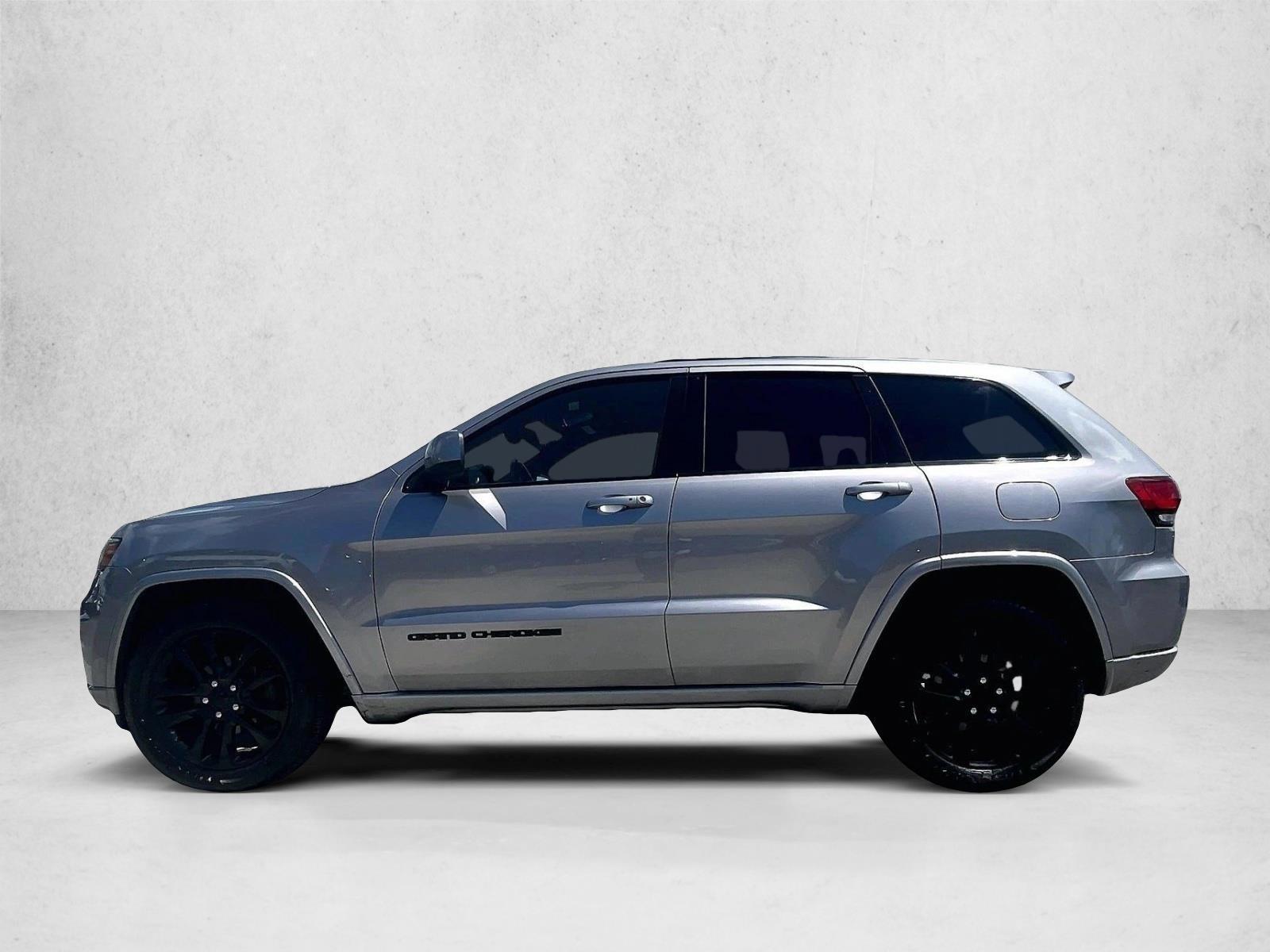 Thumbnail: 2018 Jeep Grand Cherokee - 2
