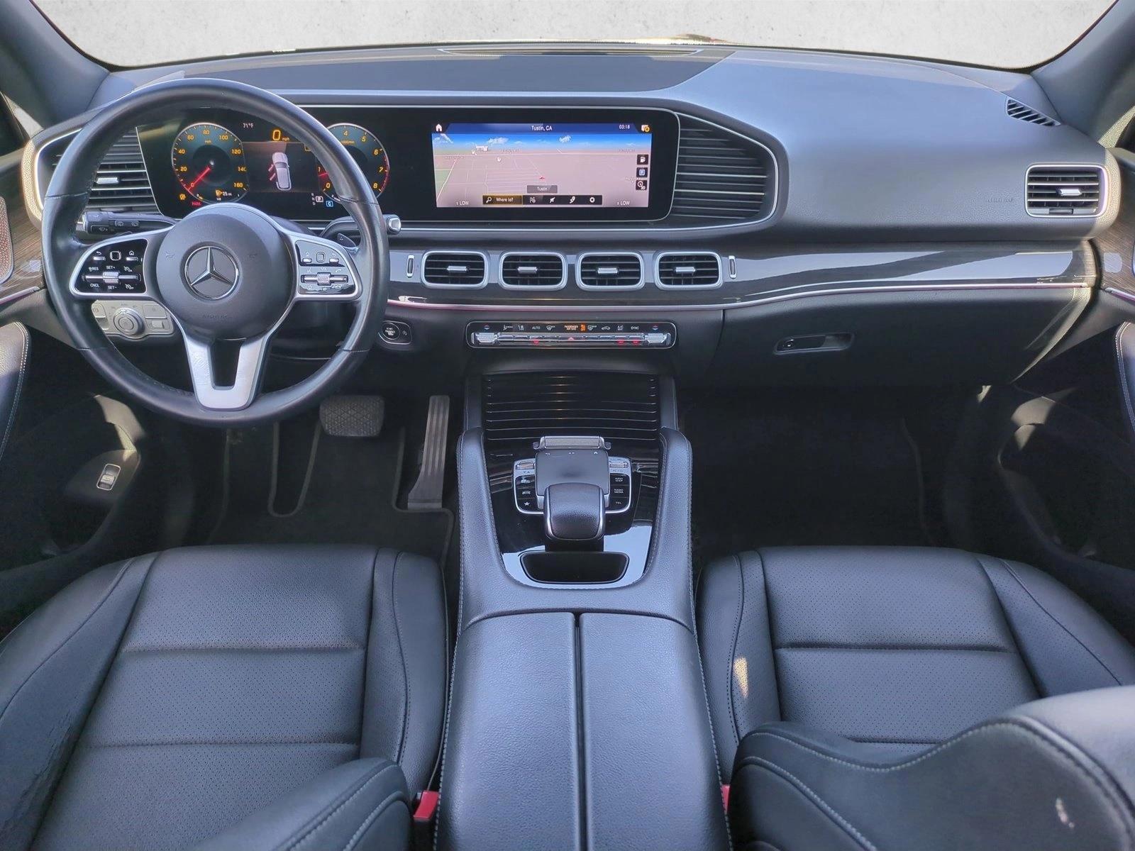 Thumbnail: 2020 Mercedes-Benz GLE - 3