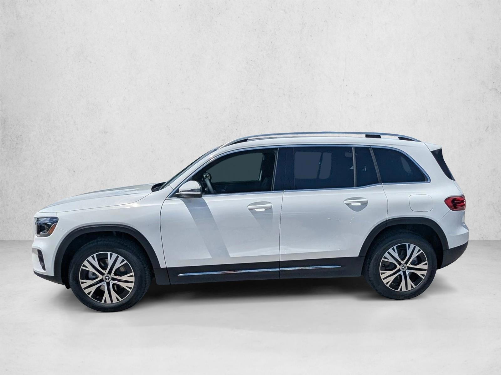 Thumbnail: 2026 Mercedes-Benz GLB - 2