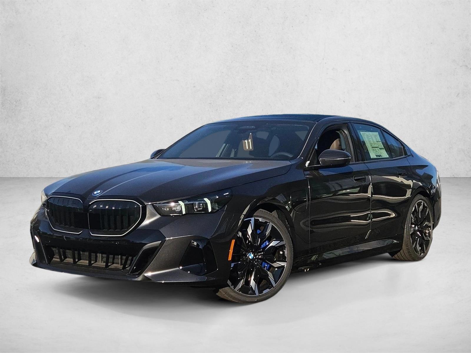 Thumbnail: 2027 BMW 5 Series - 1