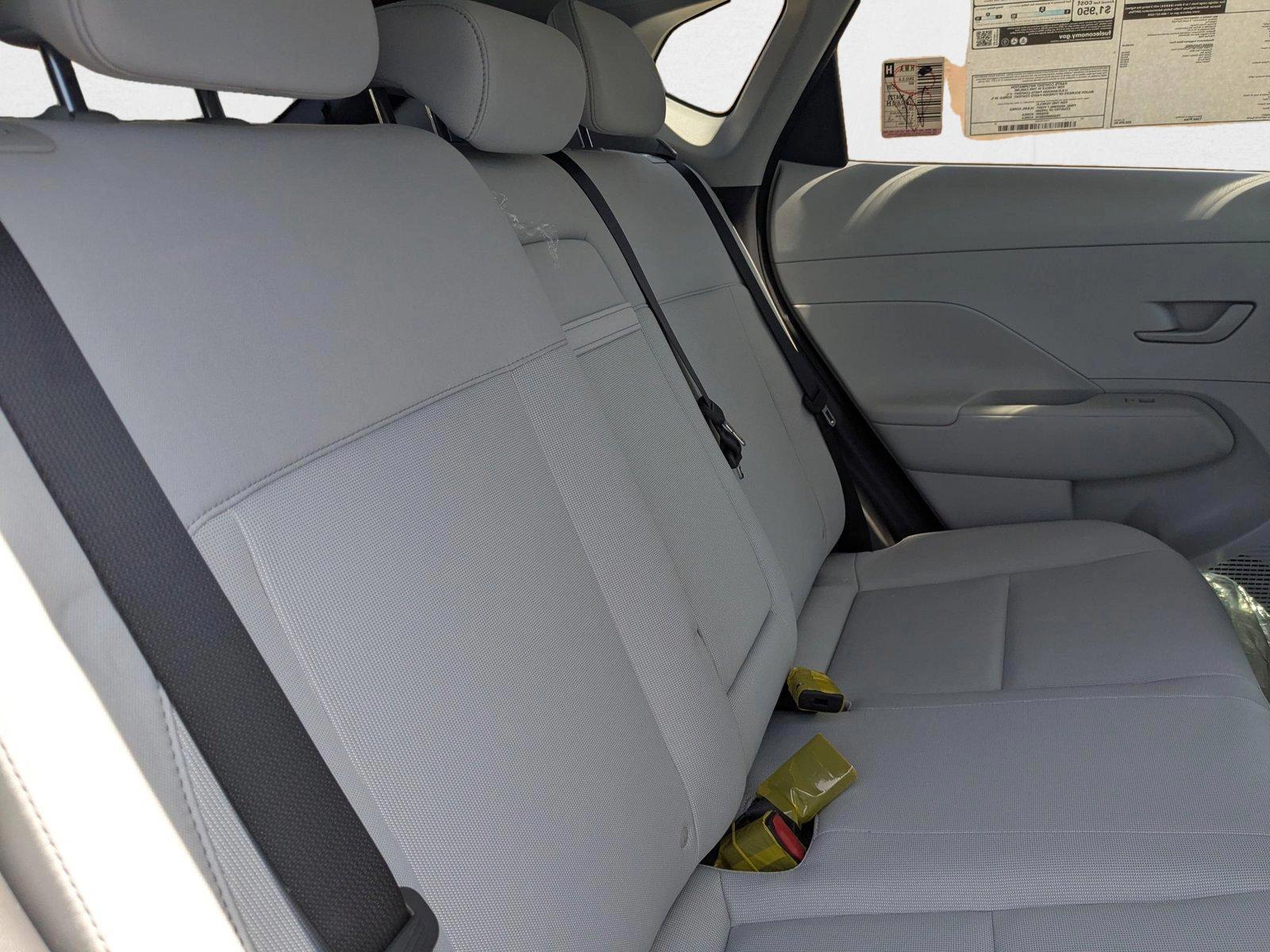2025 Hyundai Kona SEL Convenience - Photo 20