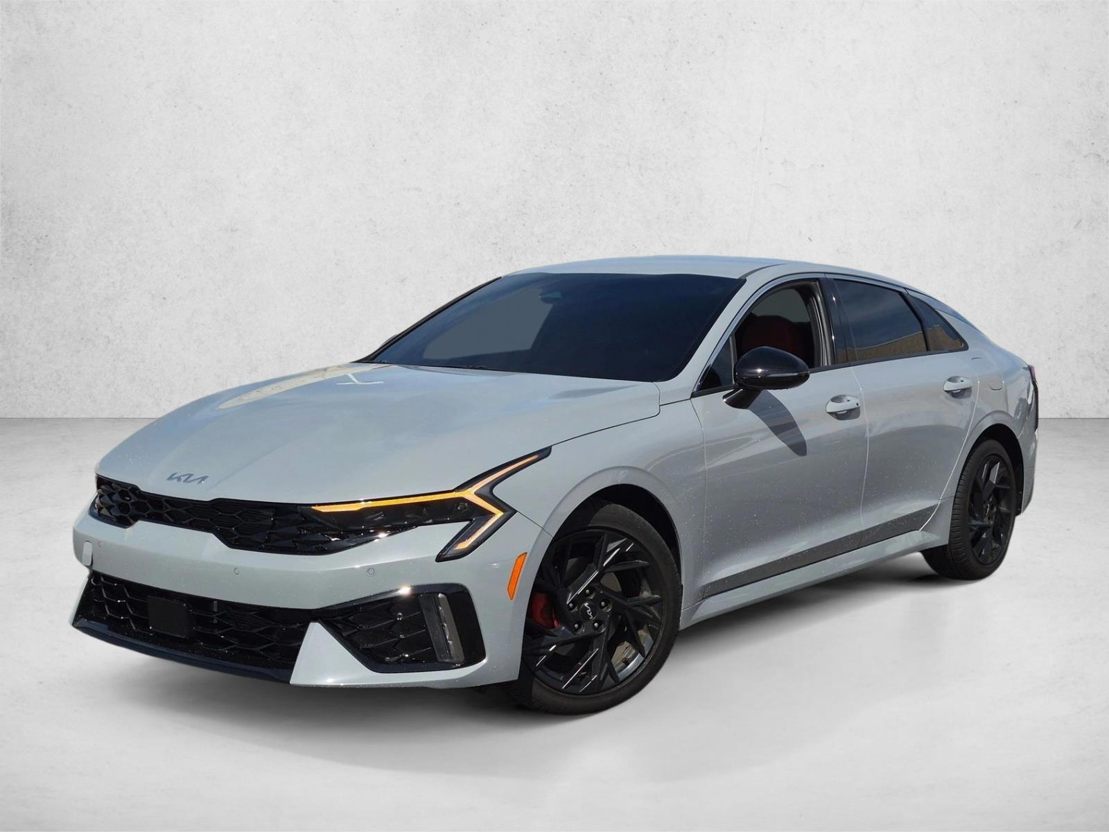 Thumbnail: 2026 Kia K5 - 1