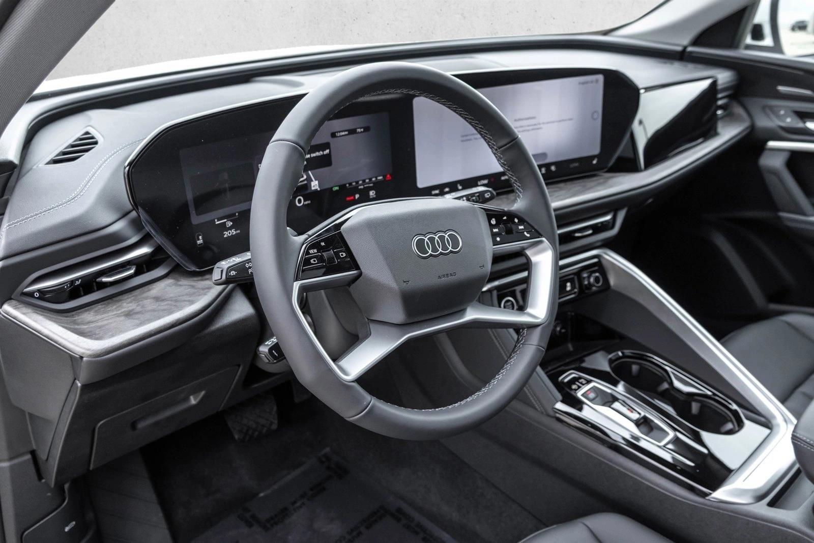 Thumbnail: 2026 Audi Q5 - 3