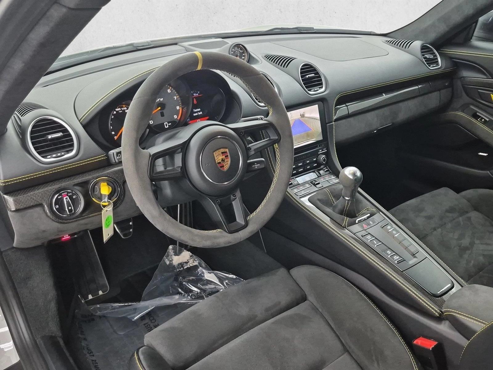2020 Porsche 718 Cayman