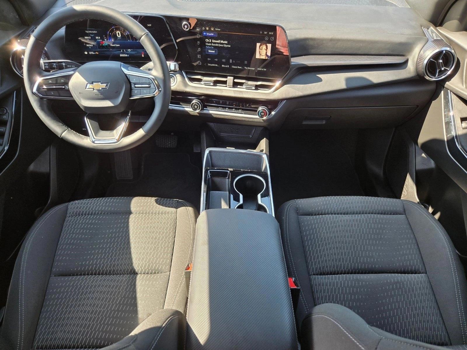 Thumbnail: 2025 Chevrolet Equinox - 4