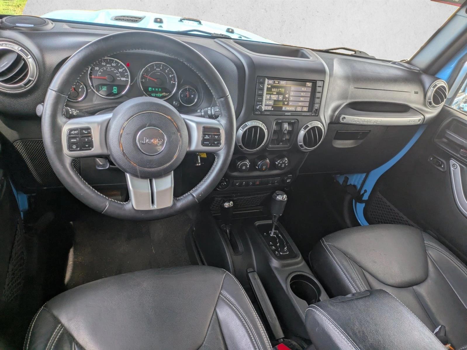 Thumbnail: 2017 Jeep Wrangler - 3