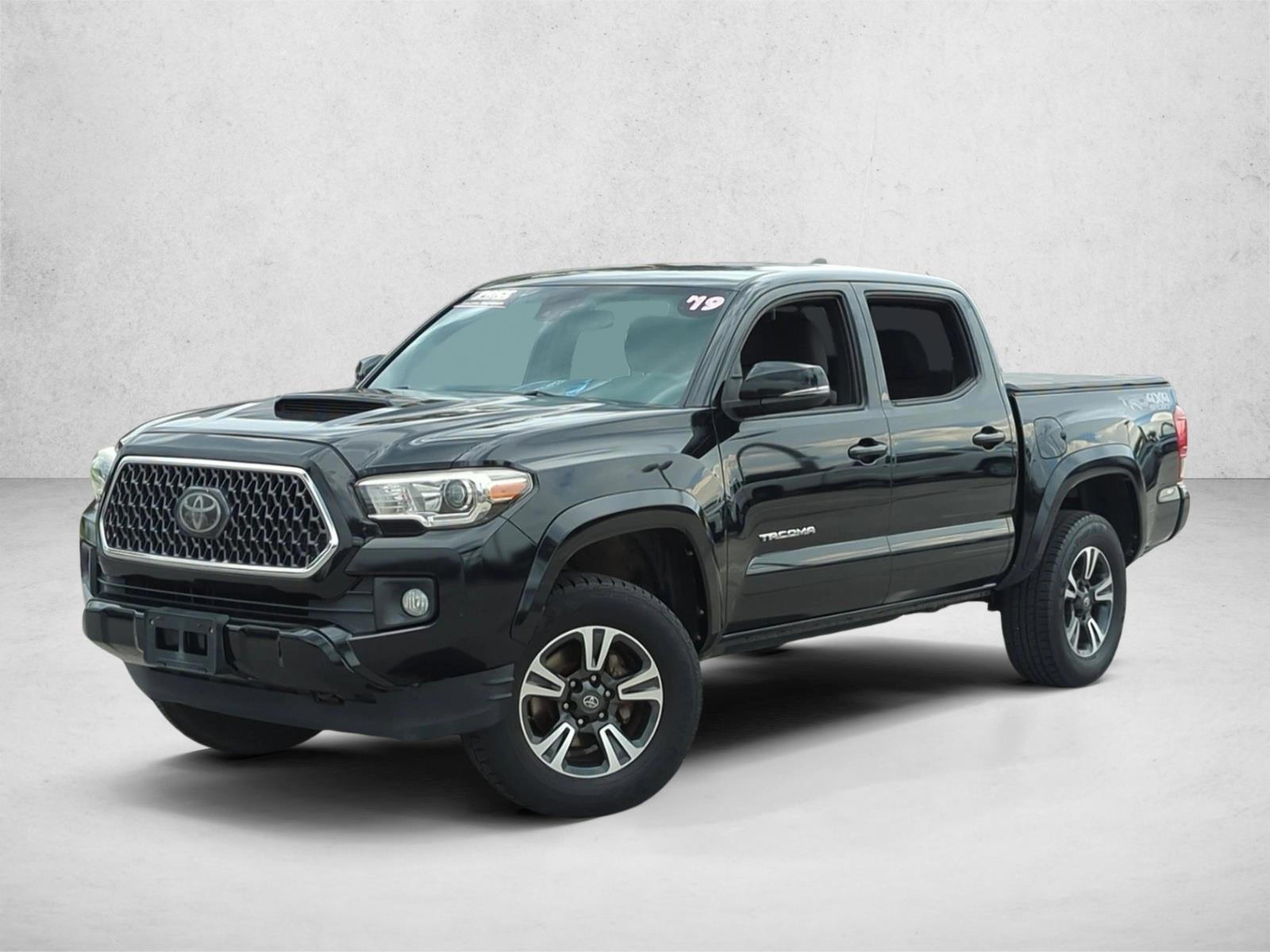 Thumbnail: 2019 Toyota Tacoma - 1