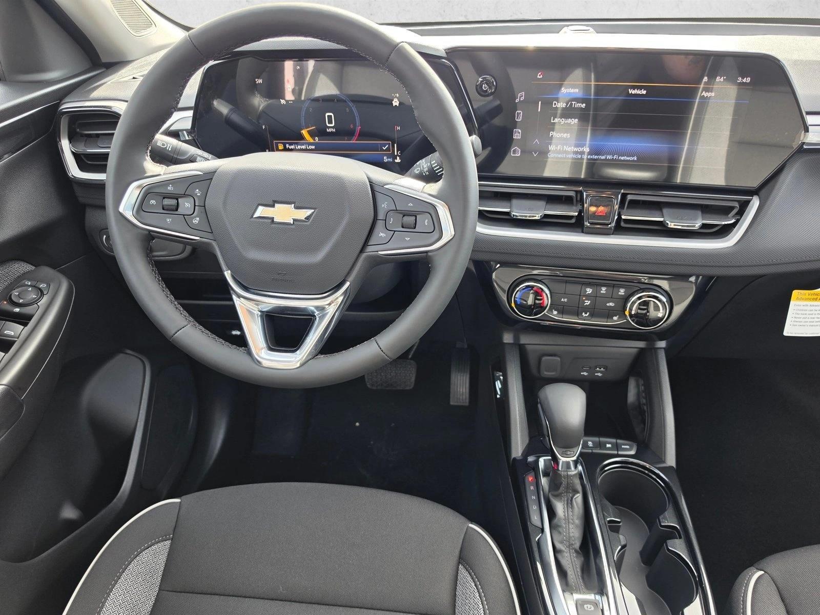 Thumbnail: 2026 Chevrolet TrailBlazer - 4