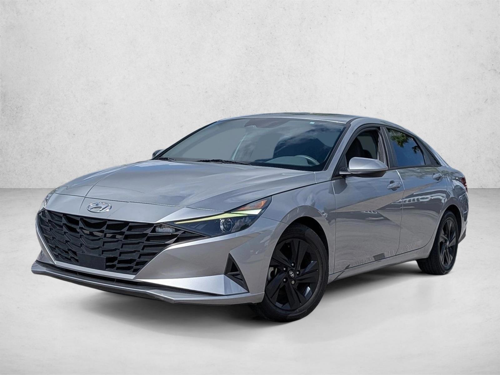 Thumbnail: 2022 Hyundai Elantra - 1
