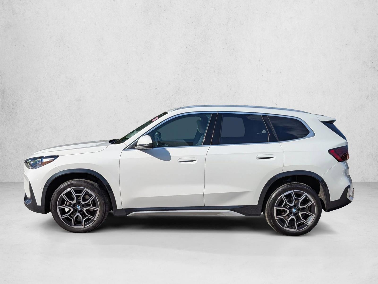 Thumbnail: 2026 BMW X1 - 2