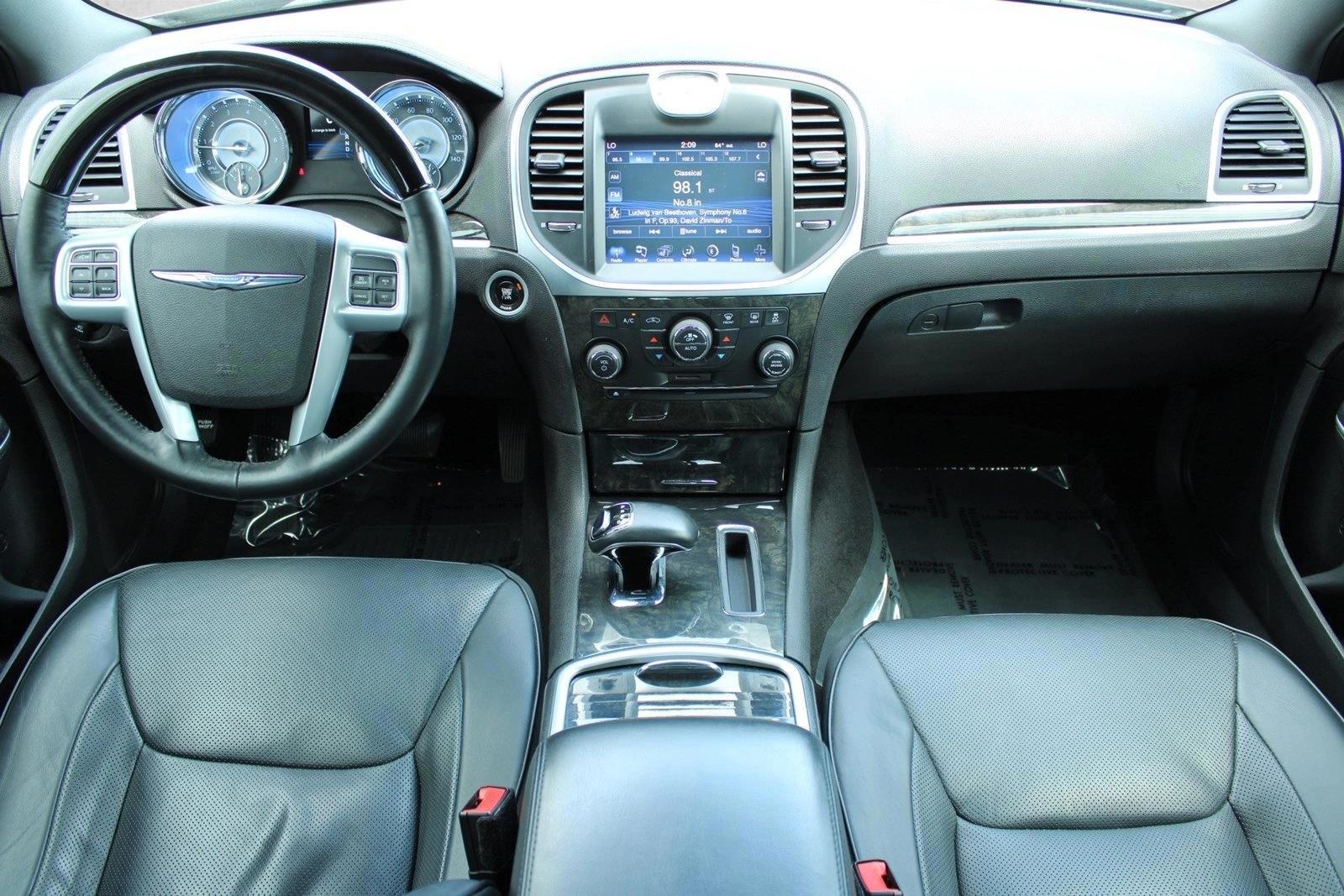 Thumbnail: 2014 Chrysler 300 - 4