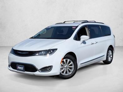 2017 Chrysler Pacifica Touring L -
                  Chandler, AZ