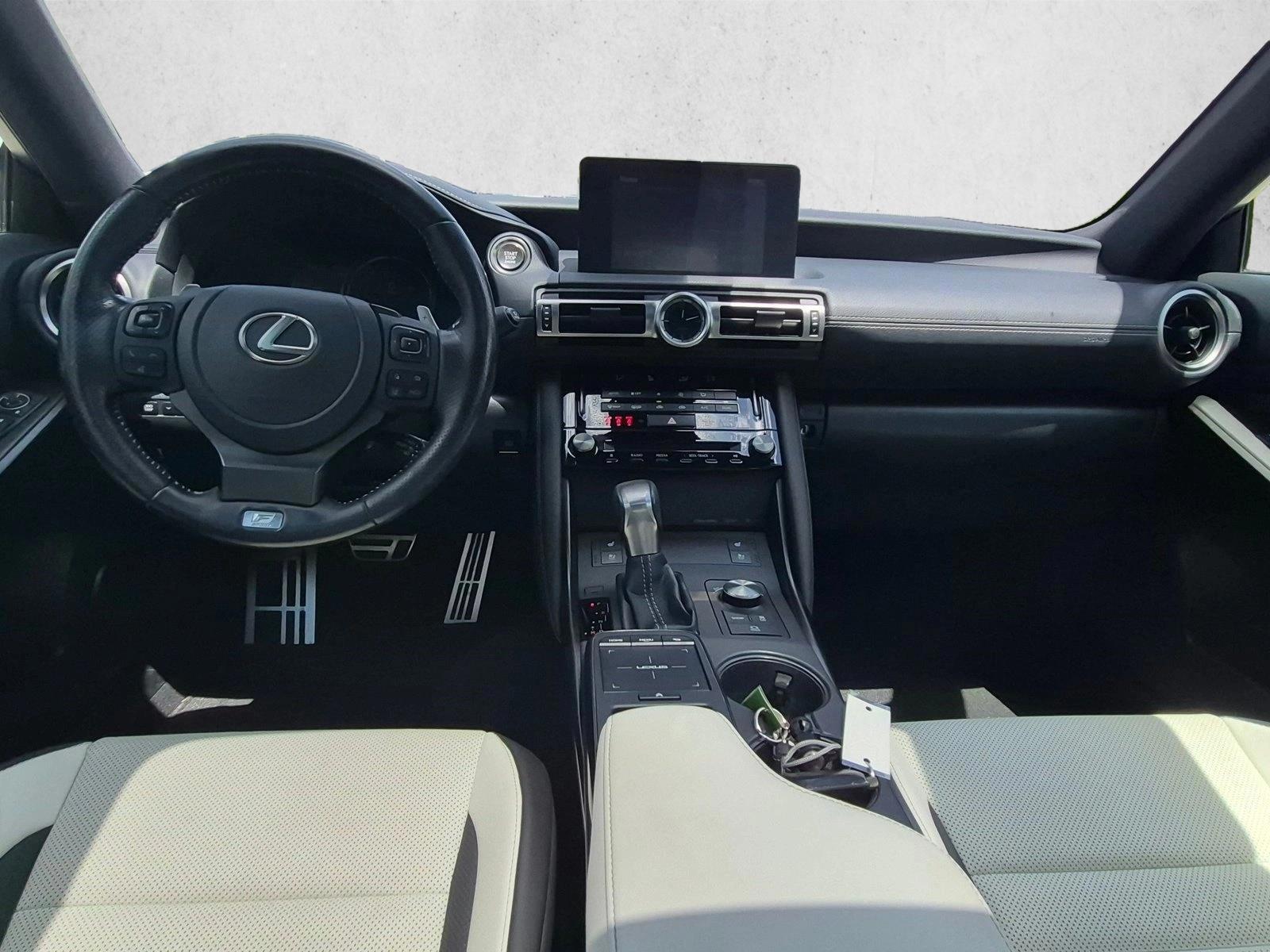 Thumbnail: 2021 Lexus IS - 3