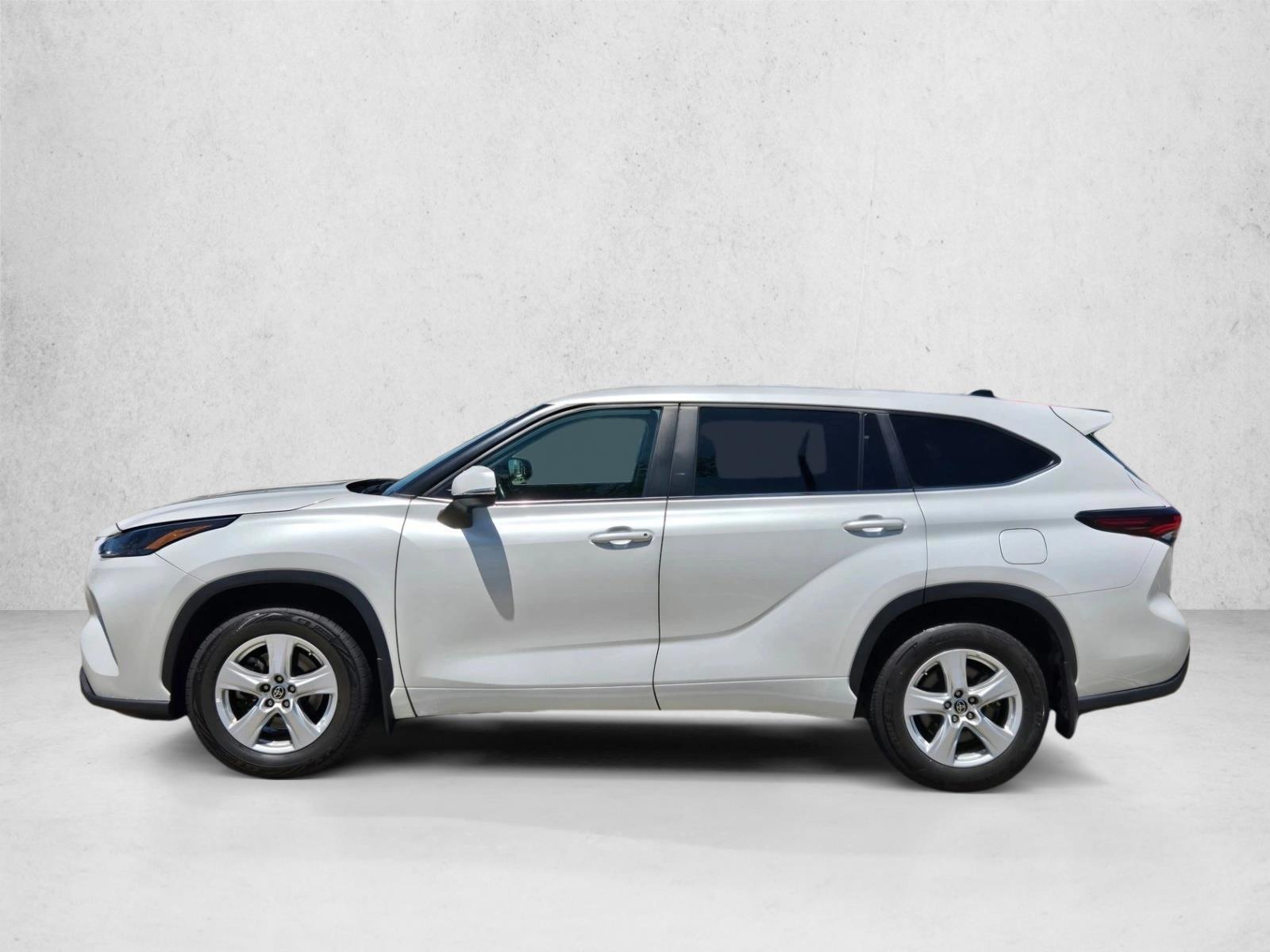 Thumbnail: 2024 Toyota Highlander - 2