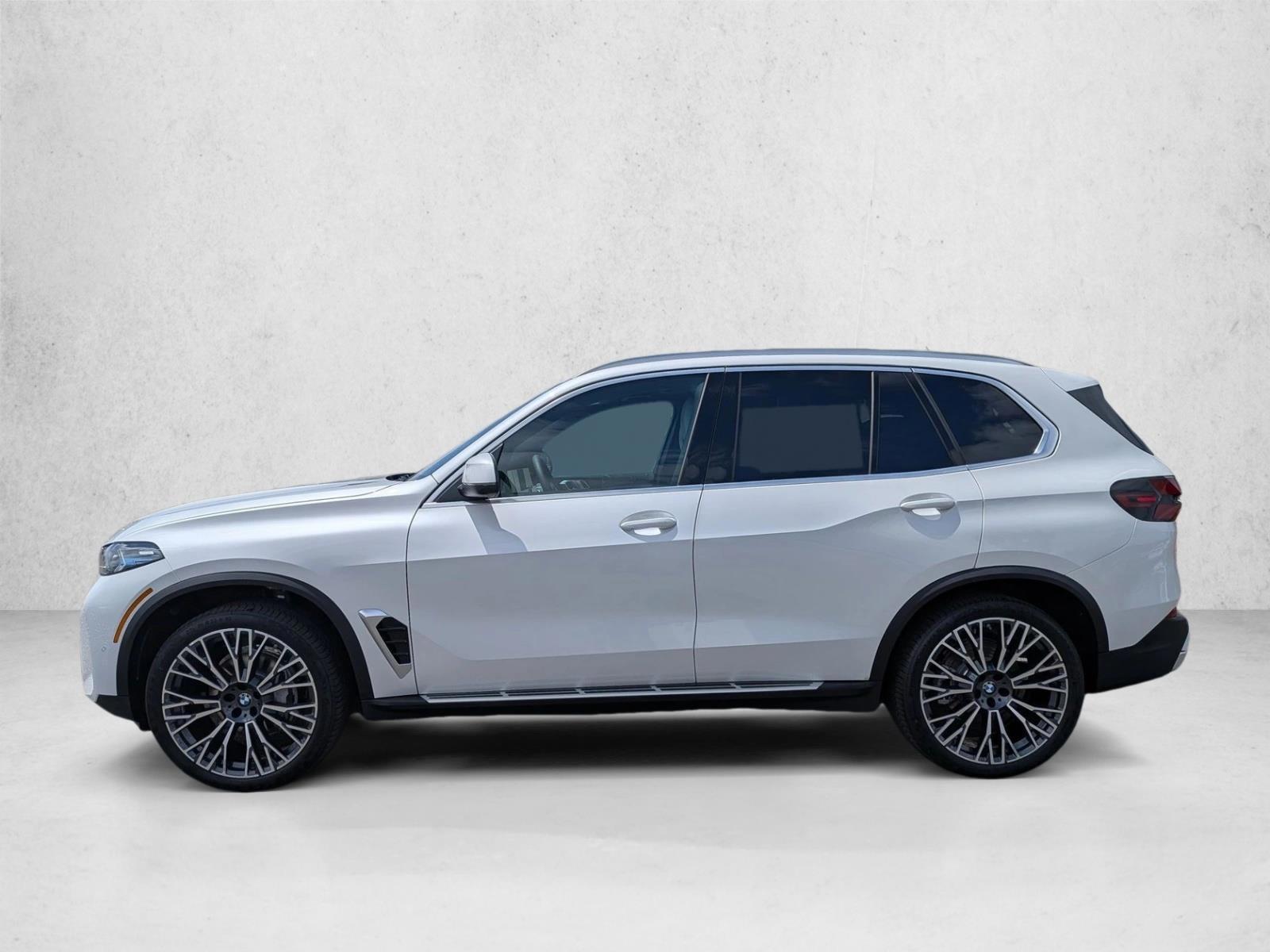 Thumbnail: 2026 BMW X5 - 2