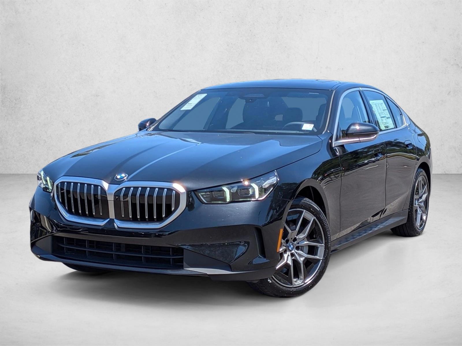 Thumbnail: 2027 BMW 5 Series - 1