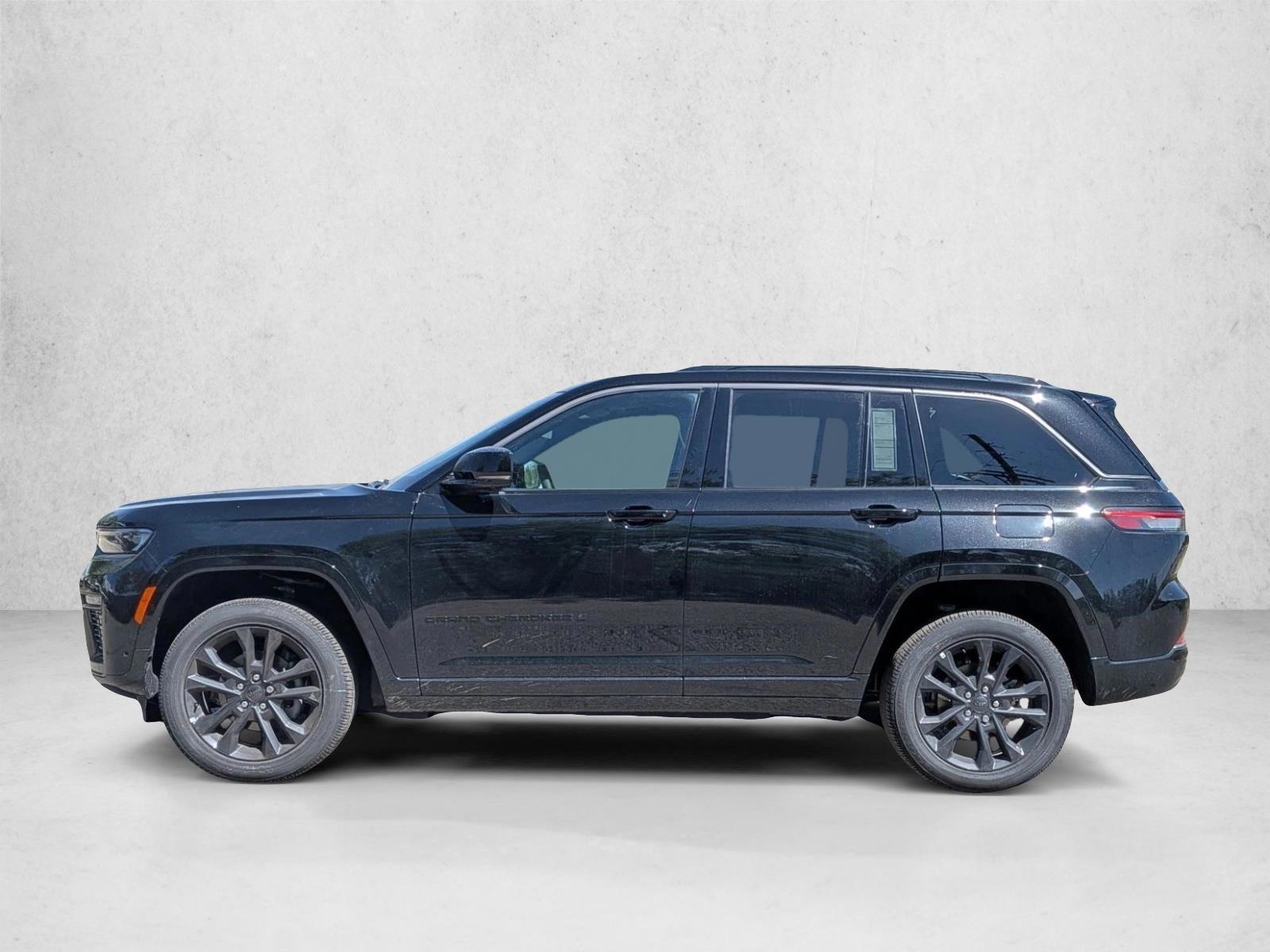 Thumbnail: 2026 Jeep Grand Cherokee - 2