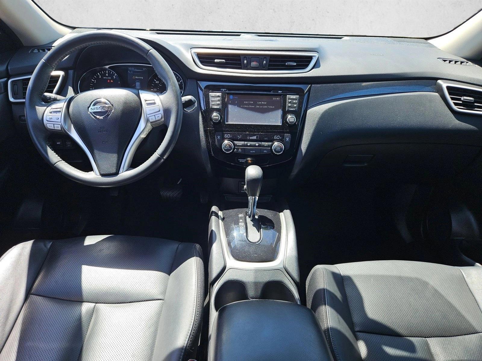 Thumbnail: 2015 Nissan Rogue - 4