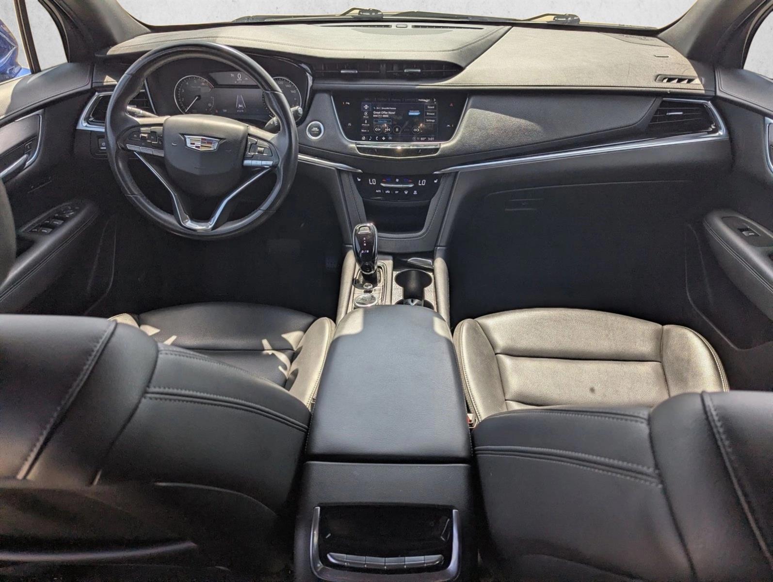 Thumbnail: 2023 Cadillac XT6 - 3