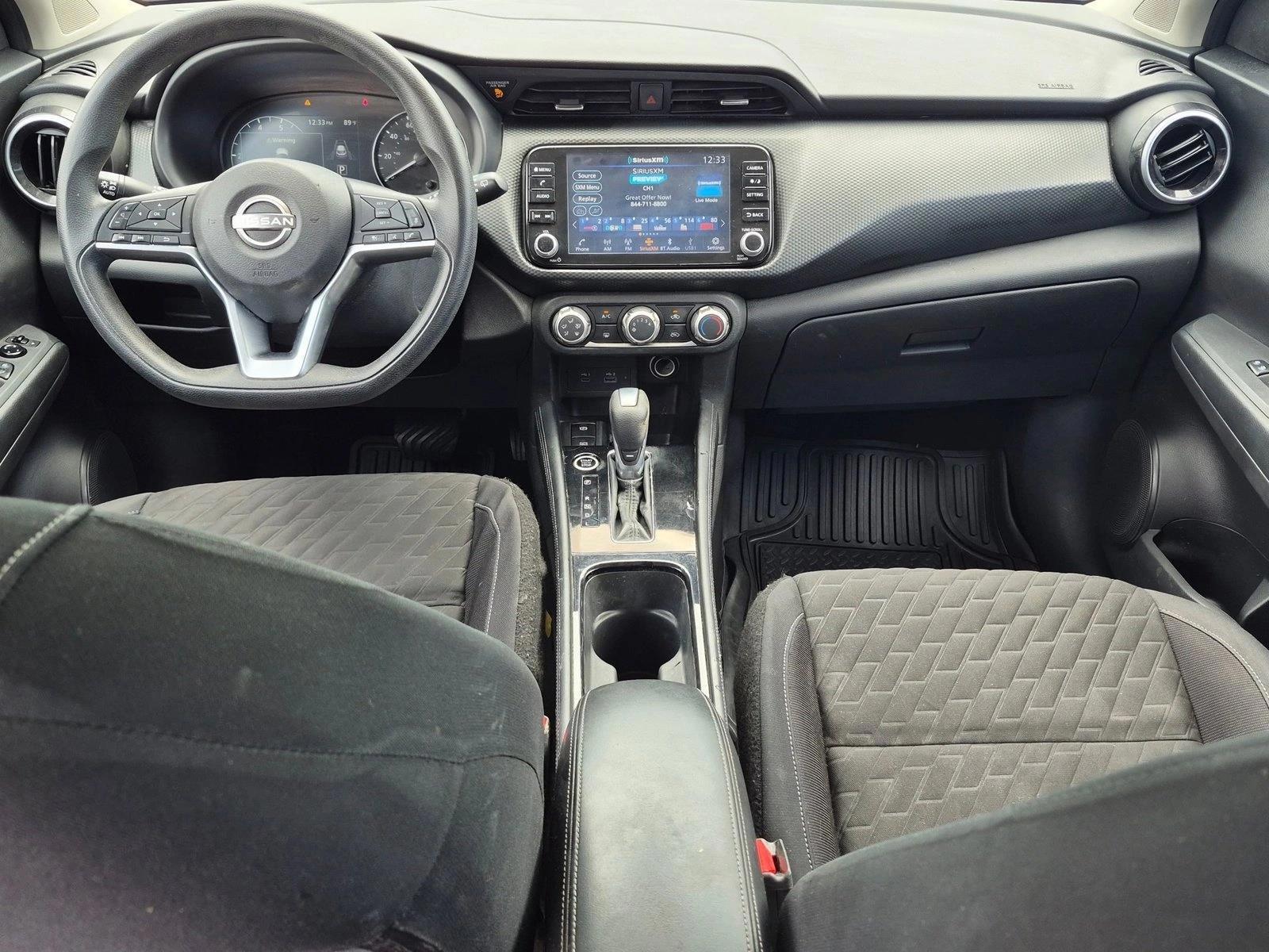 Thumbnail: 2023 Nissan Kicks - 4