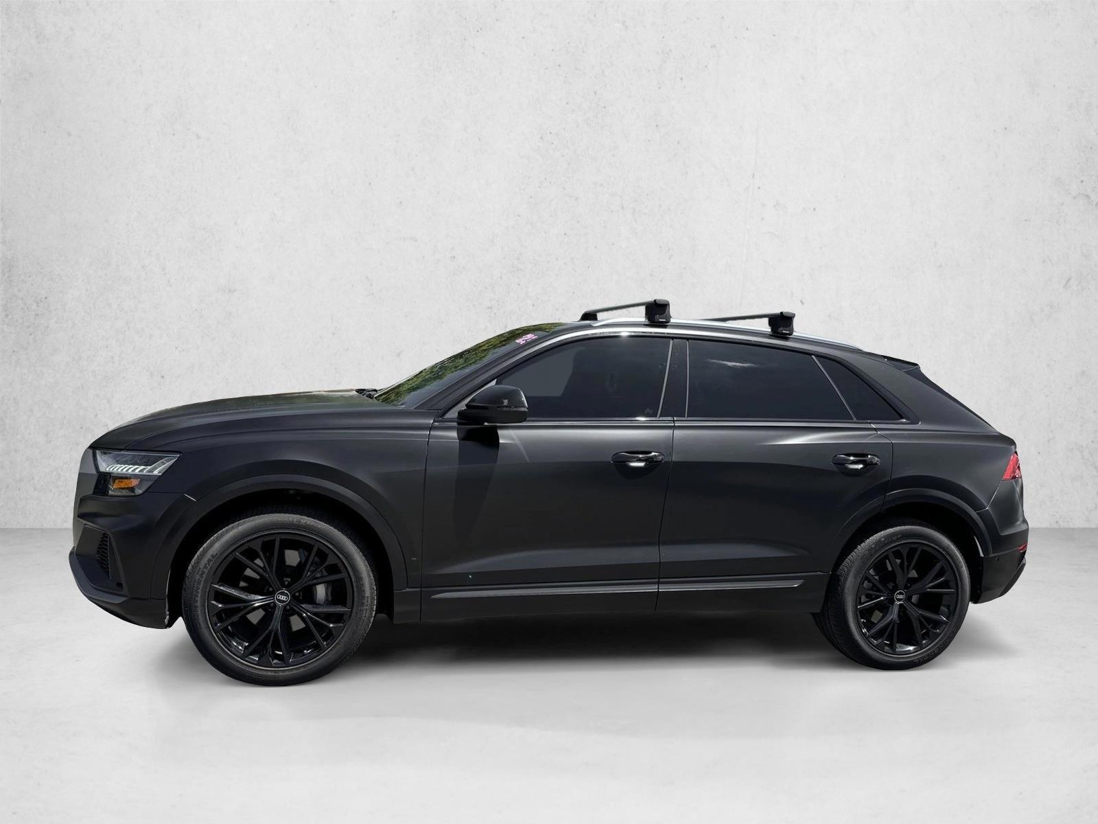 Thumbnail: 2023 Audi Q8 - 2