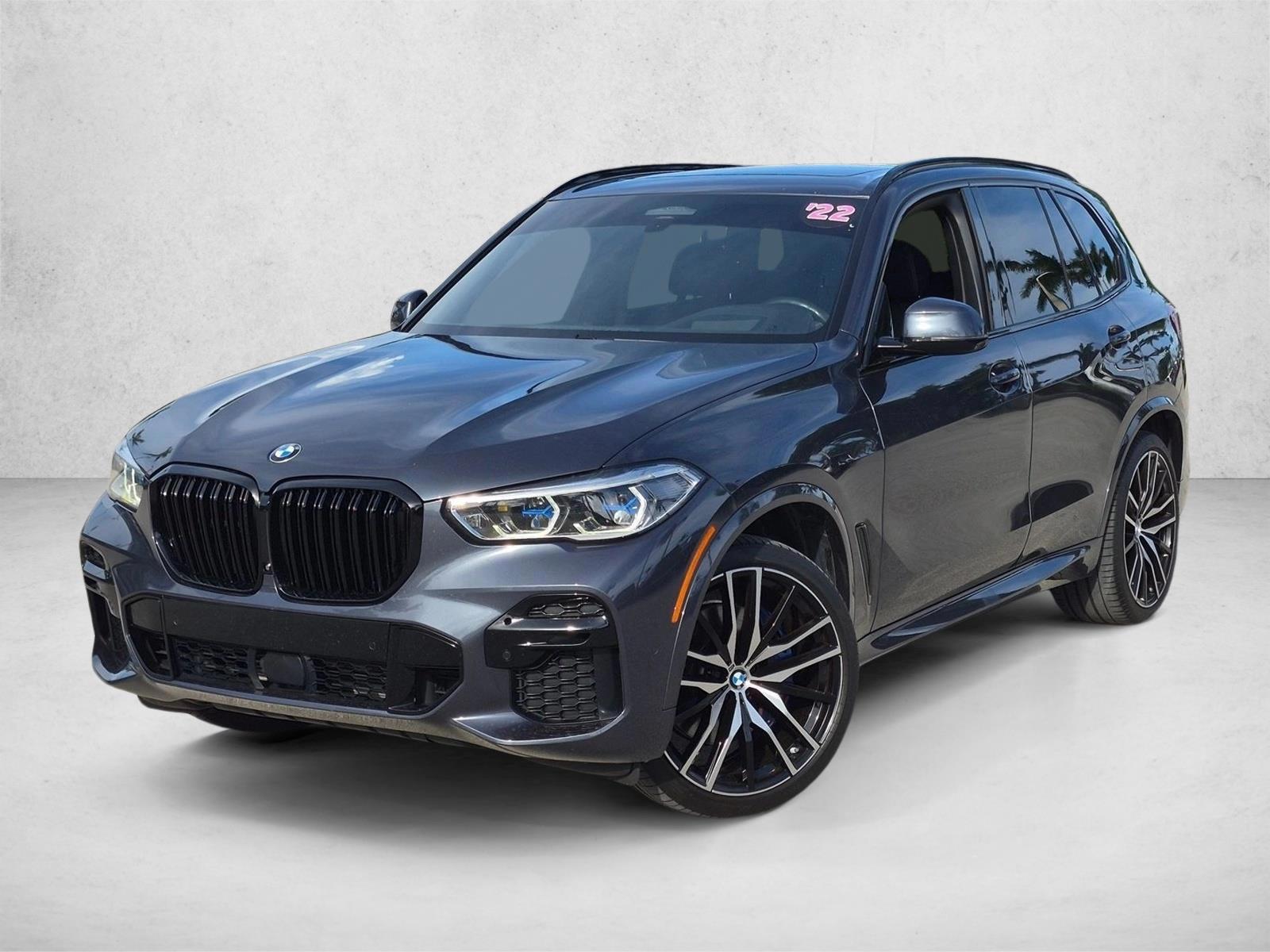 Thumbnail: 2022 BMW X5 - 1