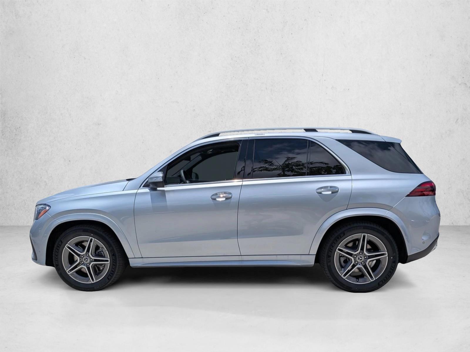 Thumbnail: 2026 Mercedes-Benz GLE - 2
