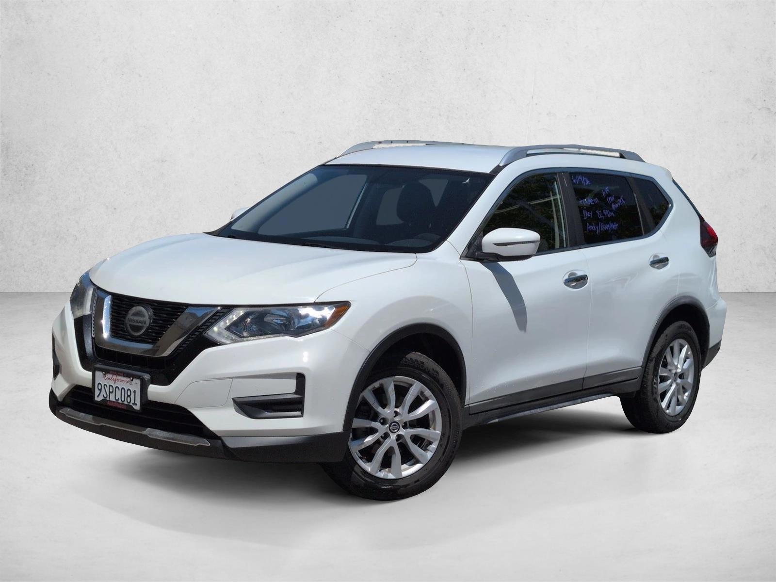 Thumbnail: 2018 Nissan Rogue - 1