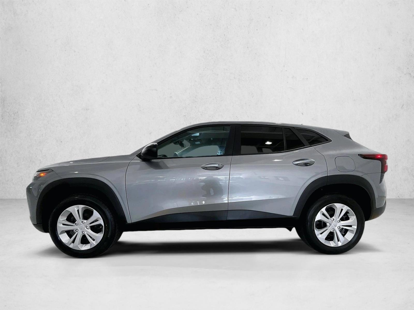 Thumbnail: 2024 Chevrolet Trax - 2