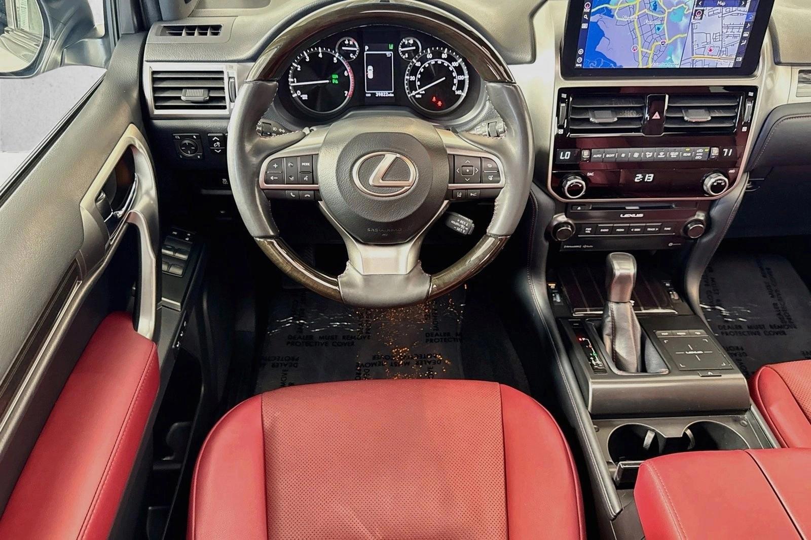 Thumbnail: 2023 Lexus GX - 4