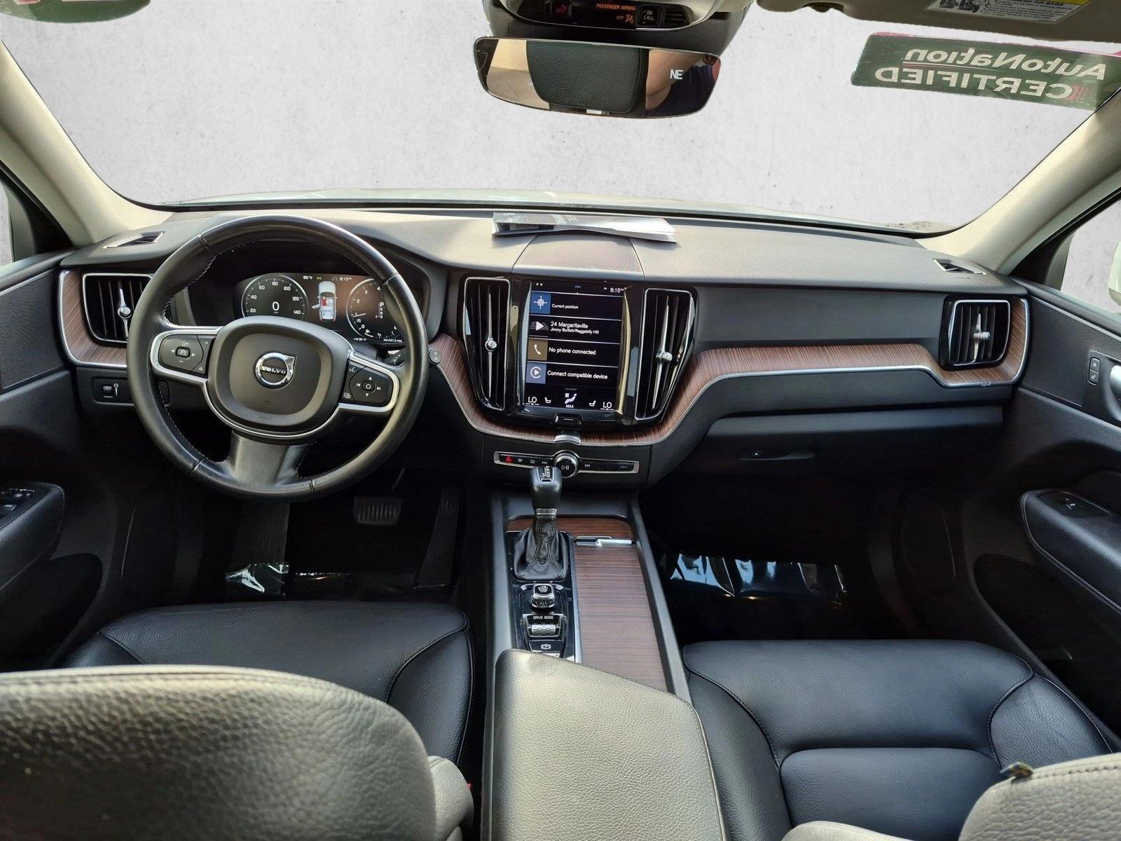 Thumbnail: 2021 Volvo XC60 - 3