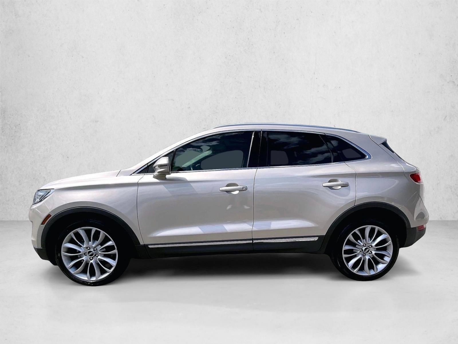 Thumbnail: 2017 Lincoln MKC - 2