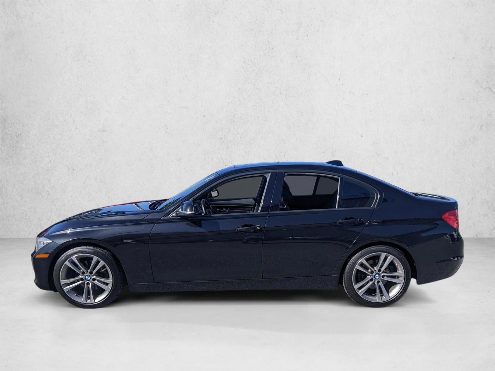 Thumbnail: 2013 BMW 3 Series - 2