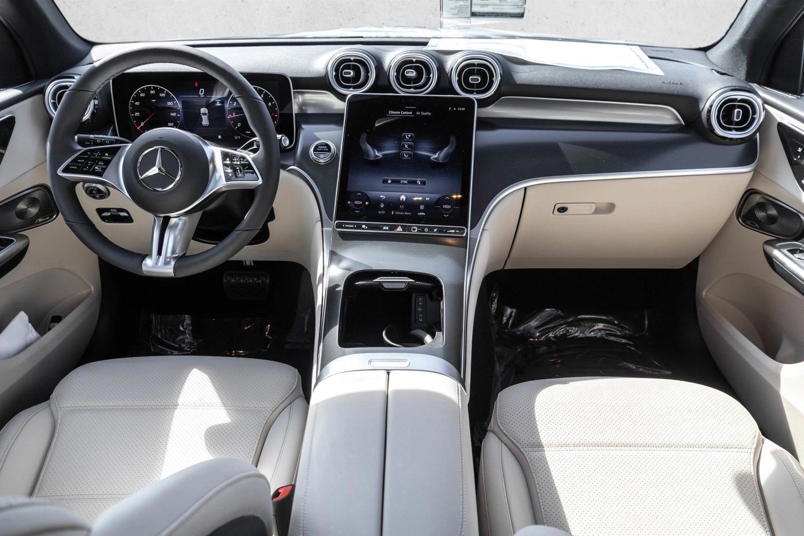 Thumbnail: 2026 Mercedes-Benz GLC - 3