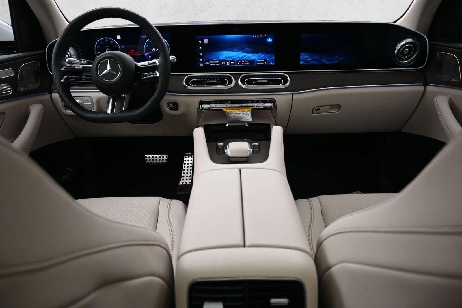 Thumbnail: 2027 Mercedes-Benz GLE - 3