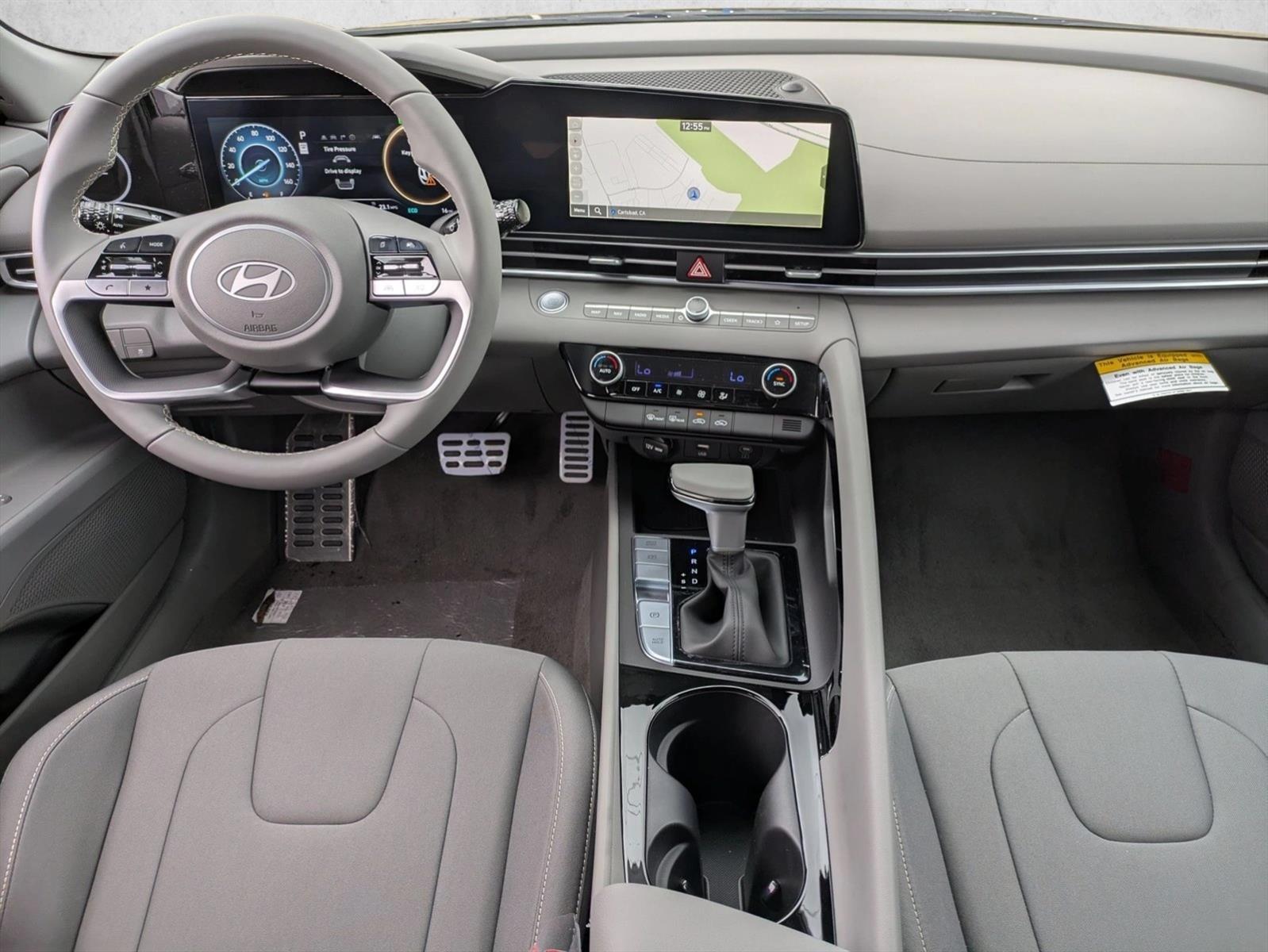 Thumbnail: 2025 Hyundai Elantra - 4