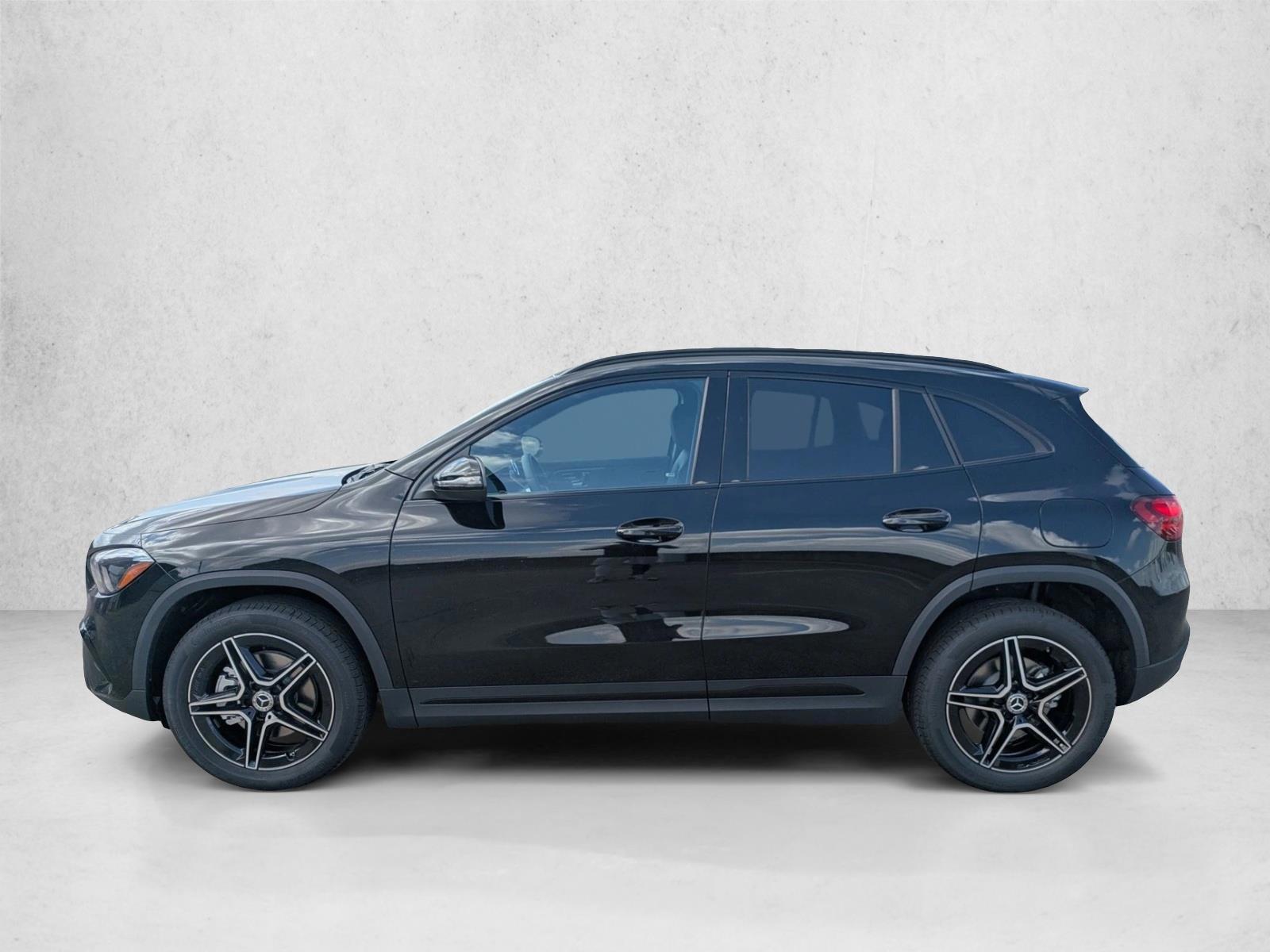 Thumbnail: 2026 Mercedes-Benz GLA - 2