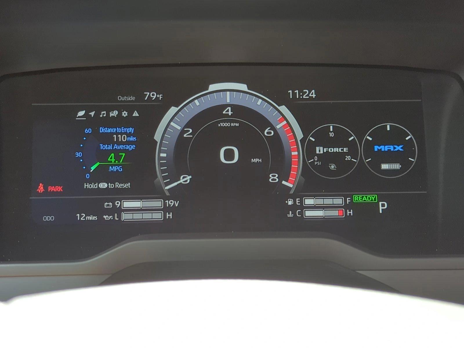 2025 Toyota Tundra Platinum - Photo 11