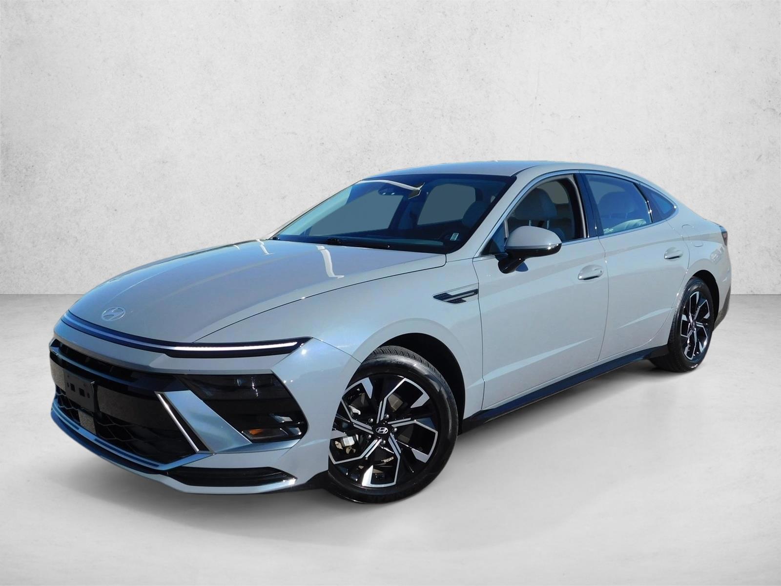 Thumbnail: 2025 Hyundai Sonata - 1
