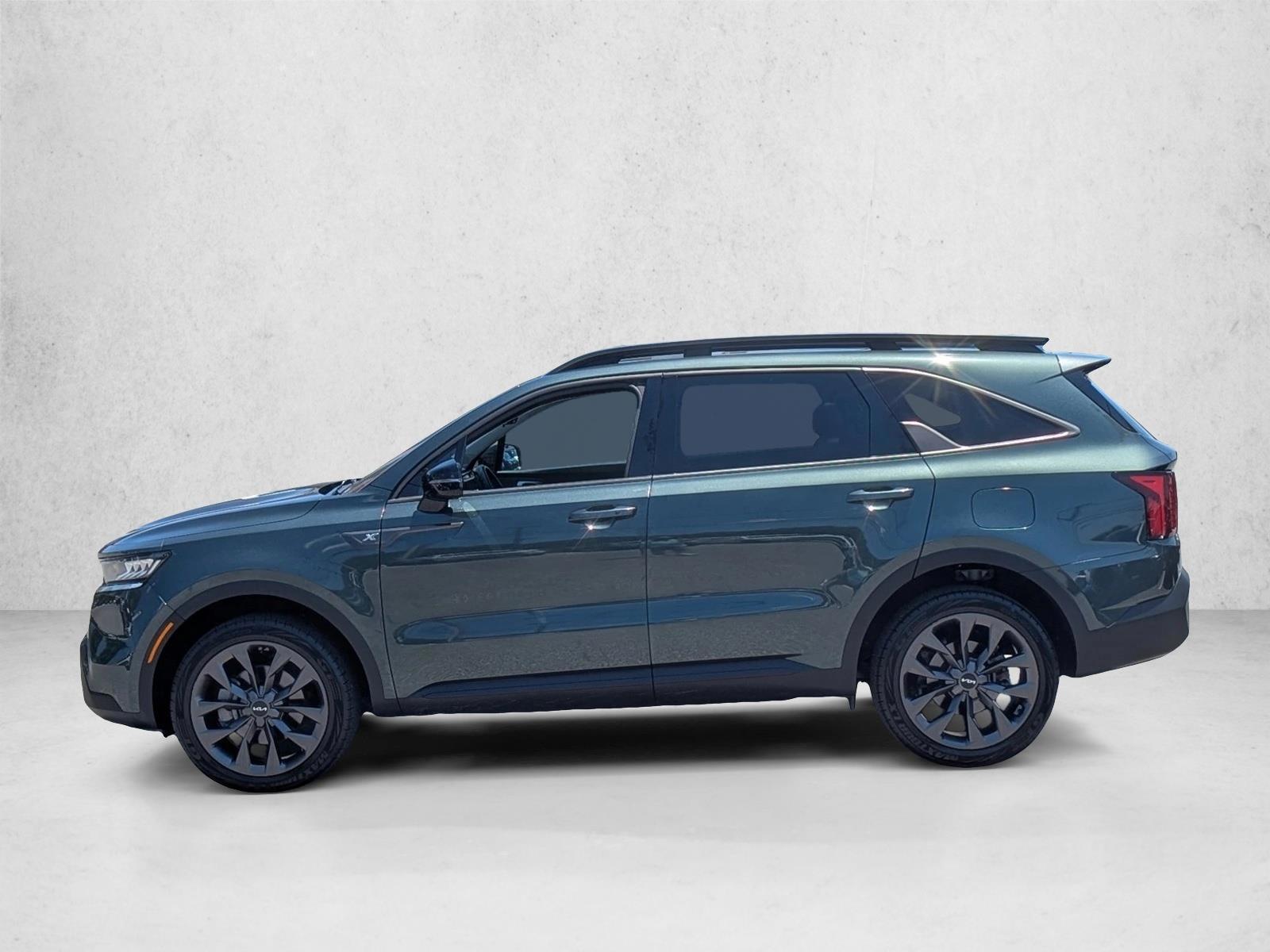 Thumbnail: 2022 Kia Sorento - 2