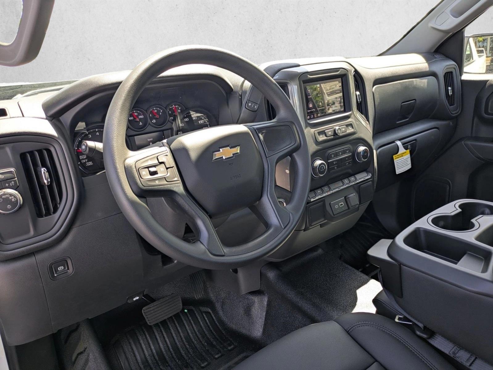 Thumbnail: 2026 Chevrolet Silverado 1500 - 3