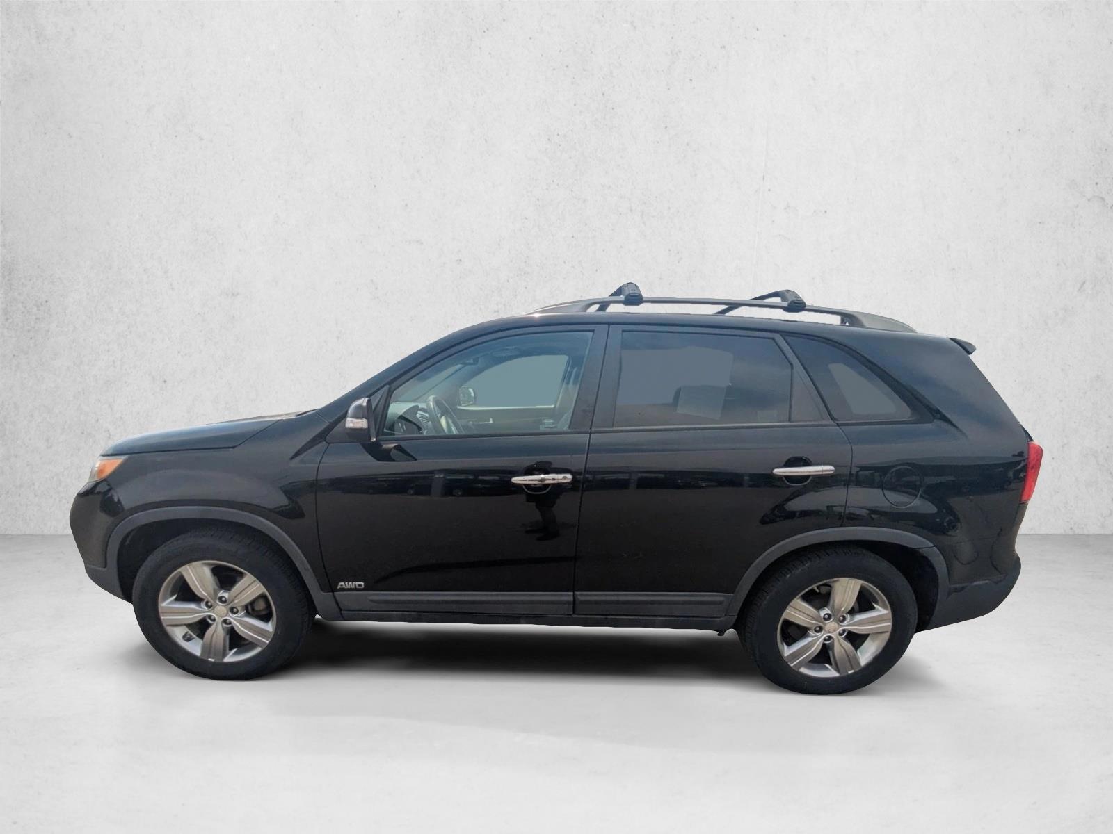 Thumbnail: 2012 Kia Sorento - 2